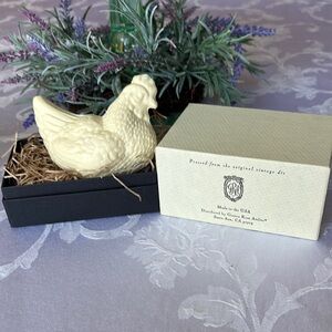 Gianna Rose Atelier Hen Soap